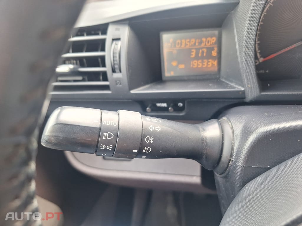 Toyota iQ 1.0 VVT-i 2