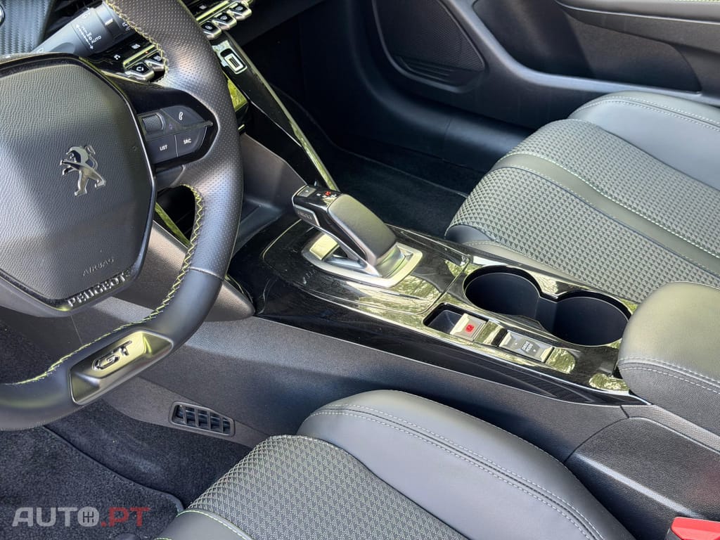 Peugeot E-208 50 kWh GT Line