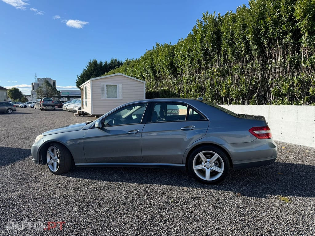 Mercedes-Benz E 220 CDi Avantgarde BlueEf. Auto.