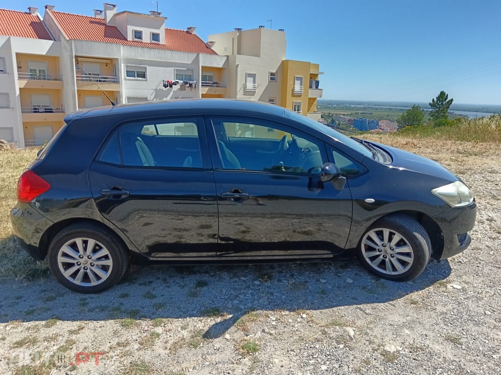 Toyota Auris 1.33 VVTI A/C+VSC
