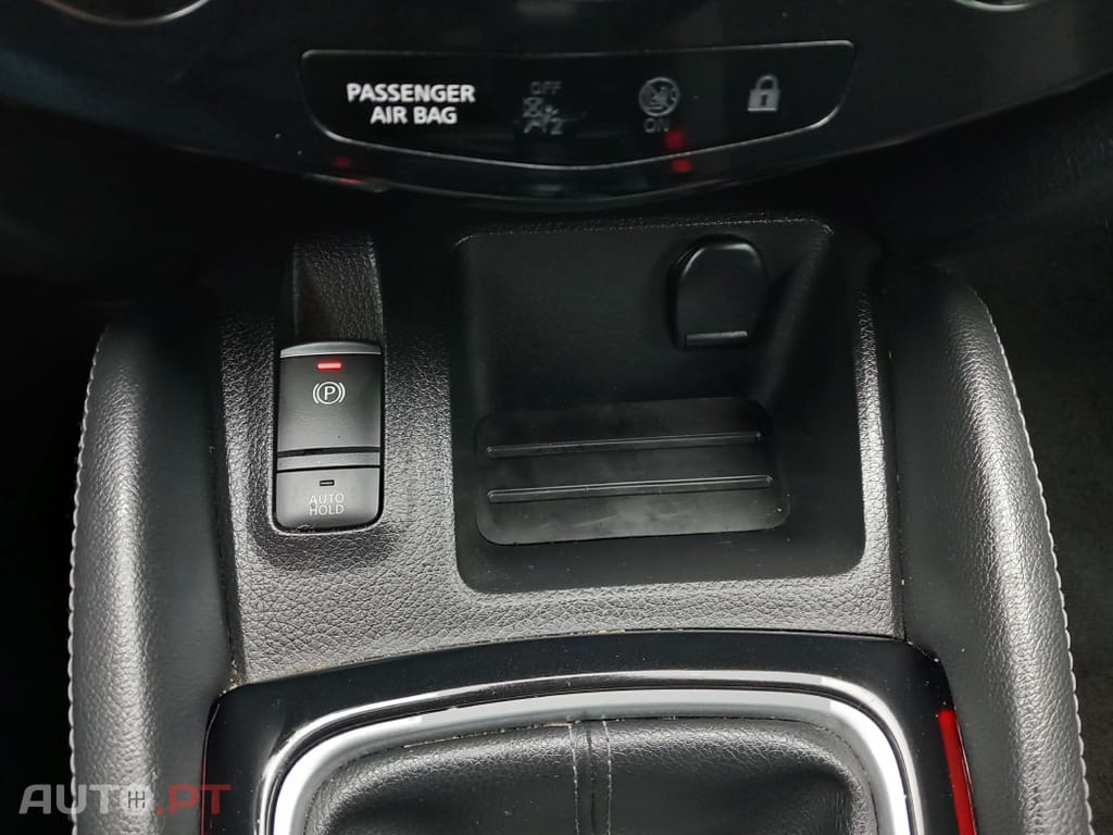 Nissan Qashqai 1.5 dCi N-Connecta Led