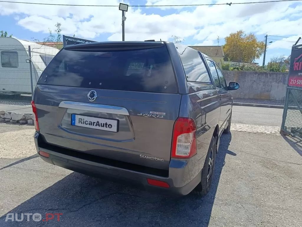SsangYong Actyon 2WD Crystal