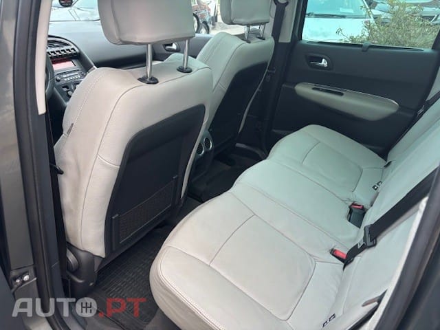 Peugeot 3008 1.6 HDi Sport