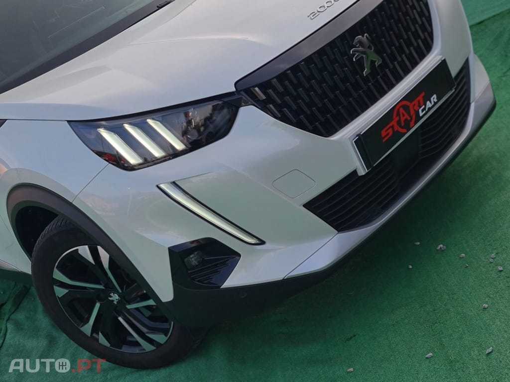 Peugeot 2008 1.2 PureTech GT Pack EAT8