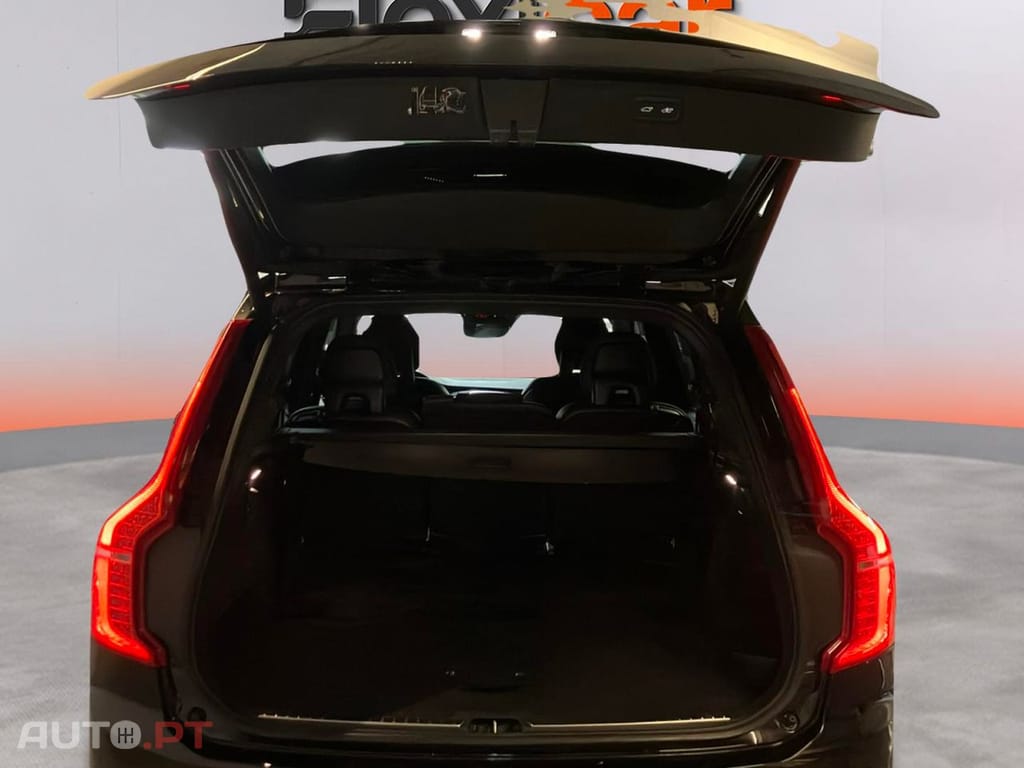 Volvo XC90 2.0 T8 PHEV R-Design AWD