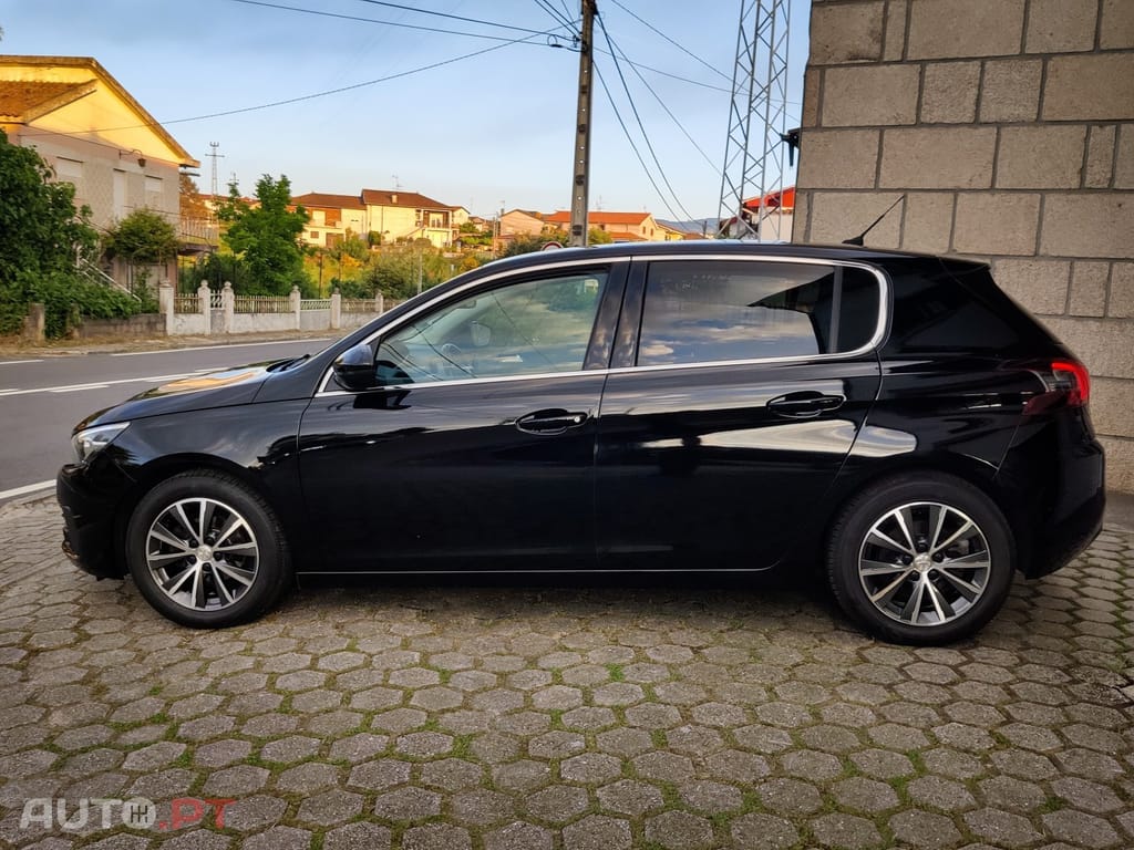 Peugeot 308 1.5 BlueHDi Allure