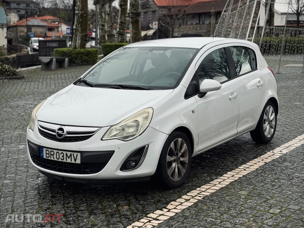 Opel Corsa 1.2 Go! Easytronic