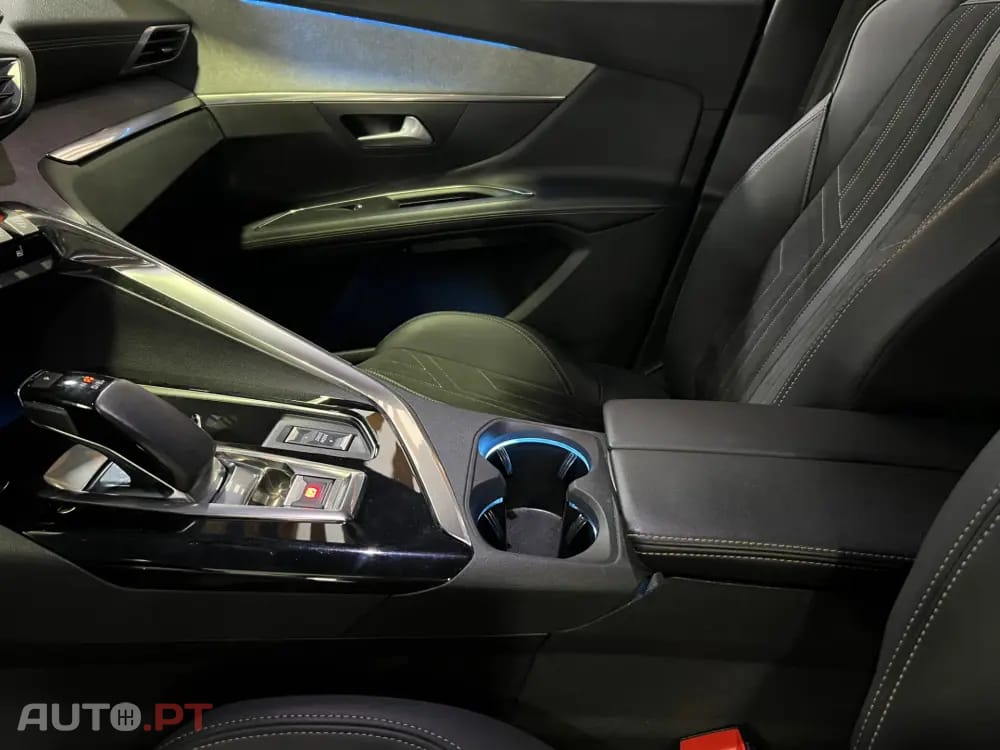 Peugeot 3008 1.6 Hybrid GT Pack e-EAT8