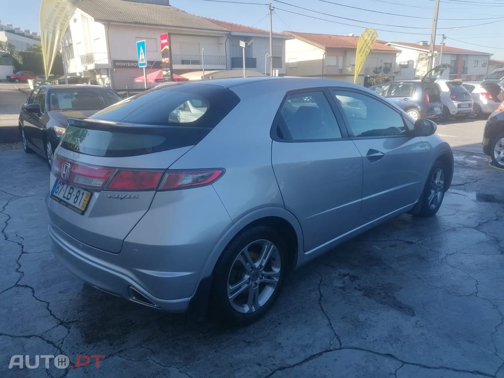 Honda Civic 1.4 i-VTEC Sport Edition