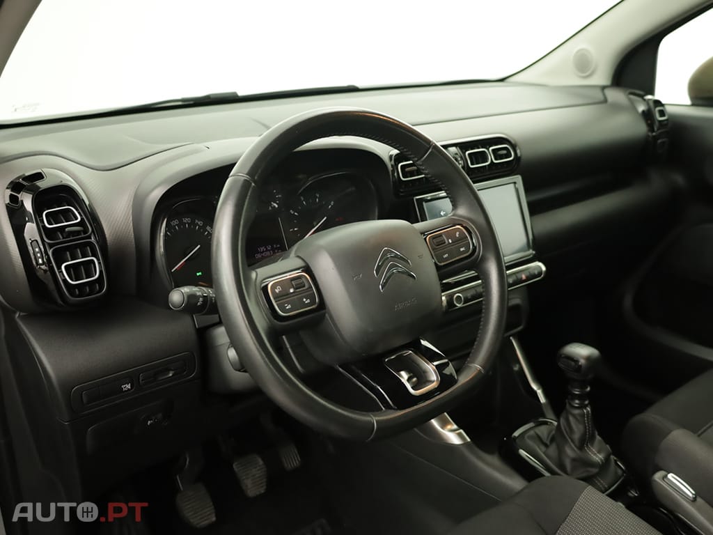 Citroen C3 C3 Aircross 1.2 PureTech Shine