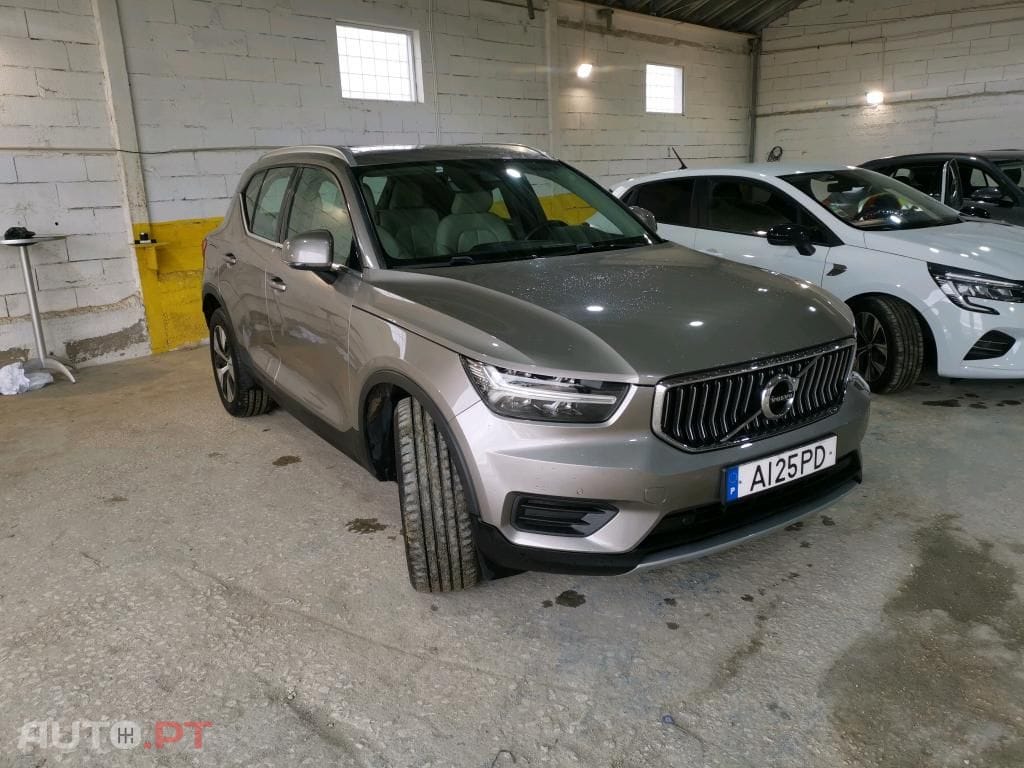 Volvo XC40 1.5 T5 PHEV Inscription Expression