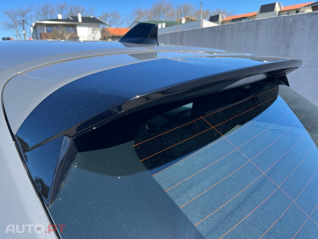 Peugeot 208 1.2 PureTech Like