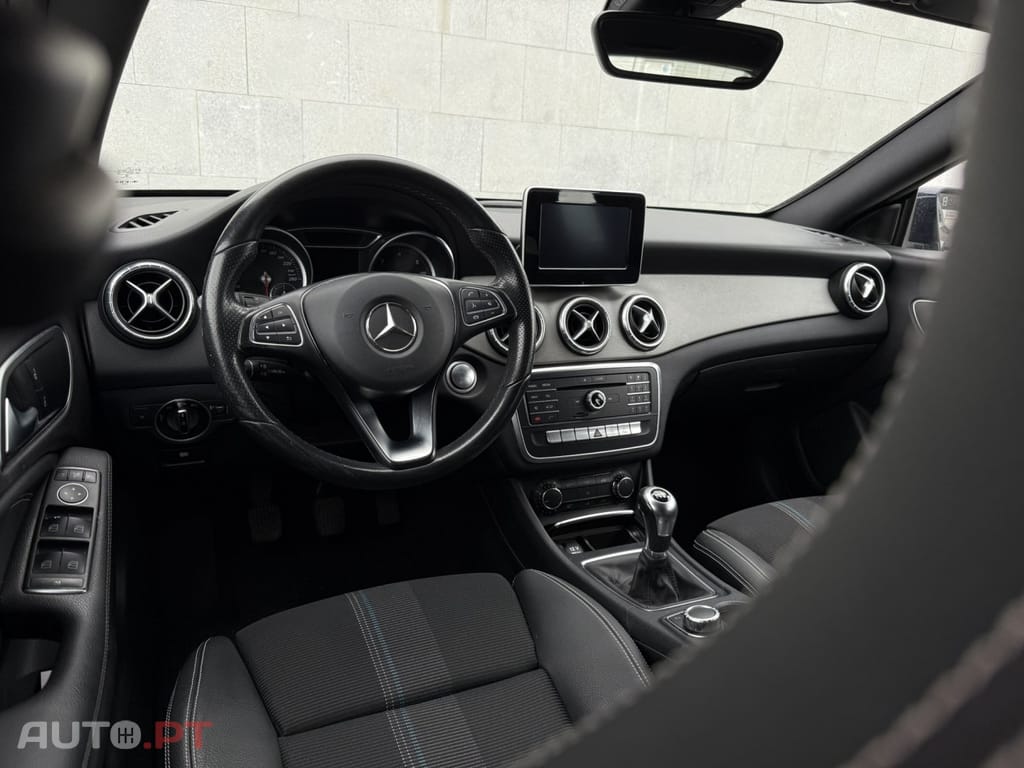 Mercedes-Benz CLA 180 d Shooting Brake Urban