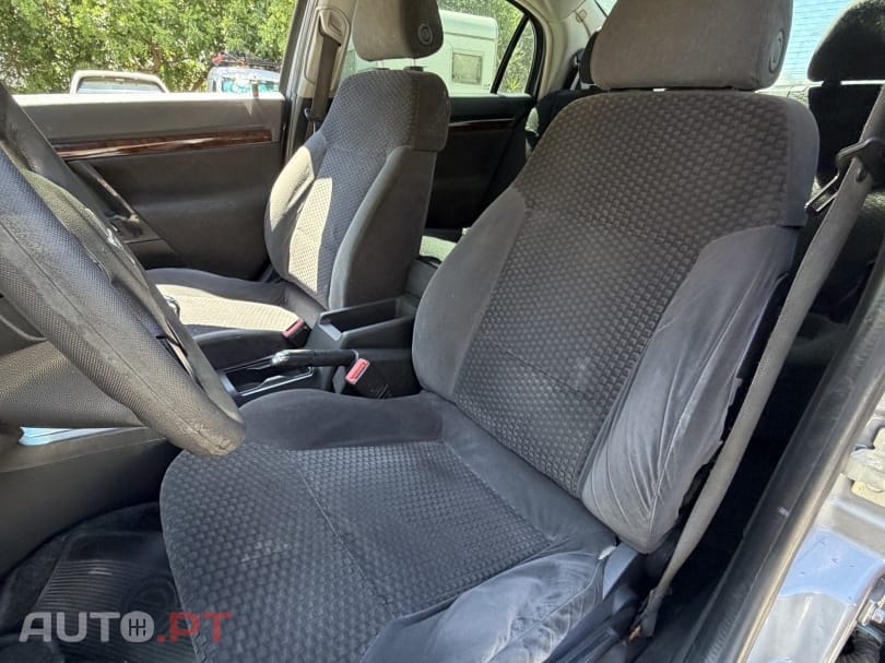 Opel Vectra 2.2 DTi Elegance