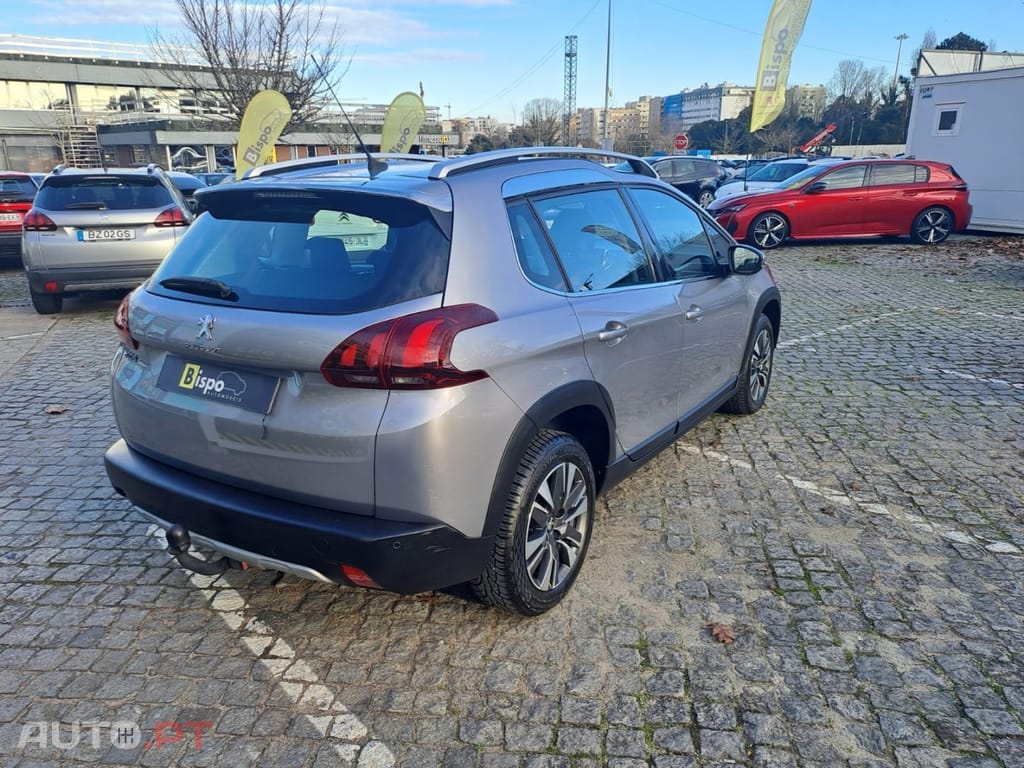 Peugeot 2008 1.2 PureTech Allure EAT6