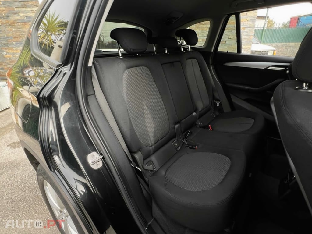 BMW X1 18 d sDrive Auto