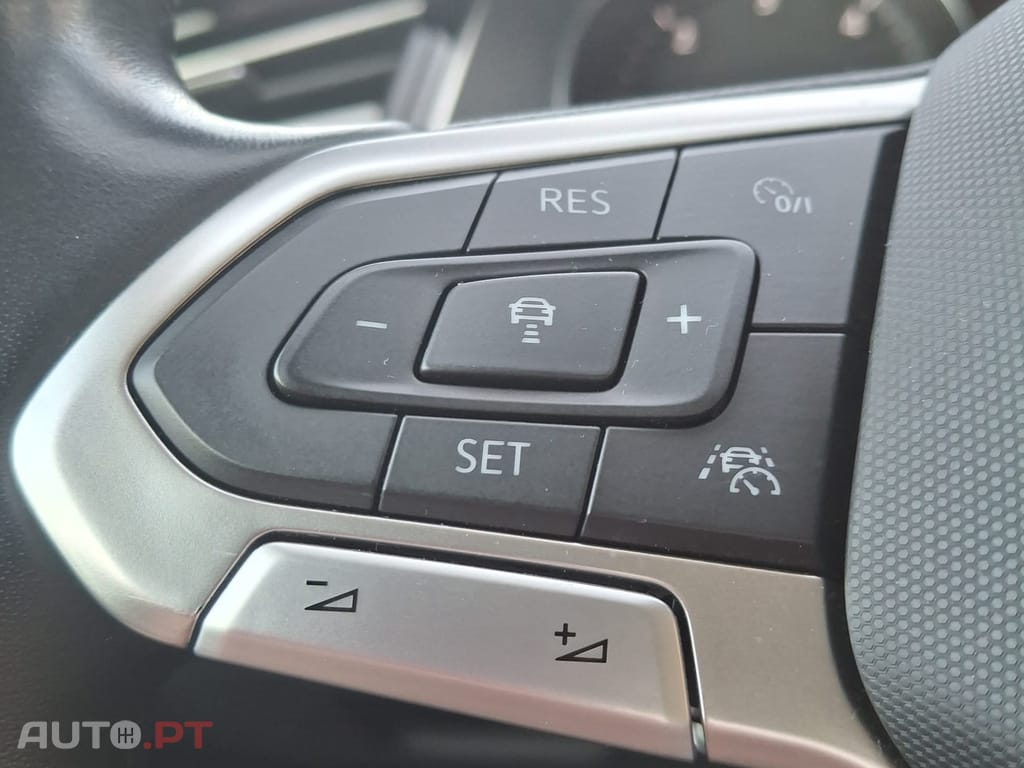 Volkswagen Passat R line