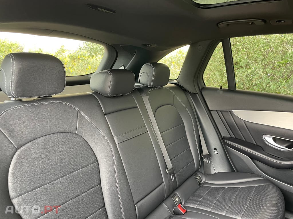 Mercedes-Benz GLC 220 d 4Matic 9G-TRONIC