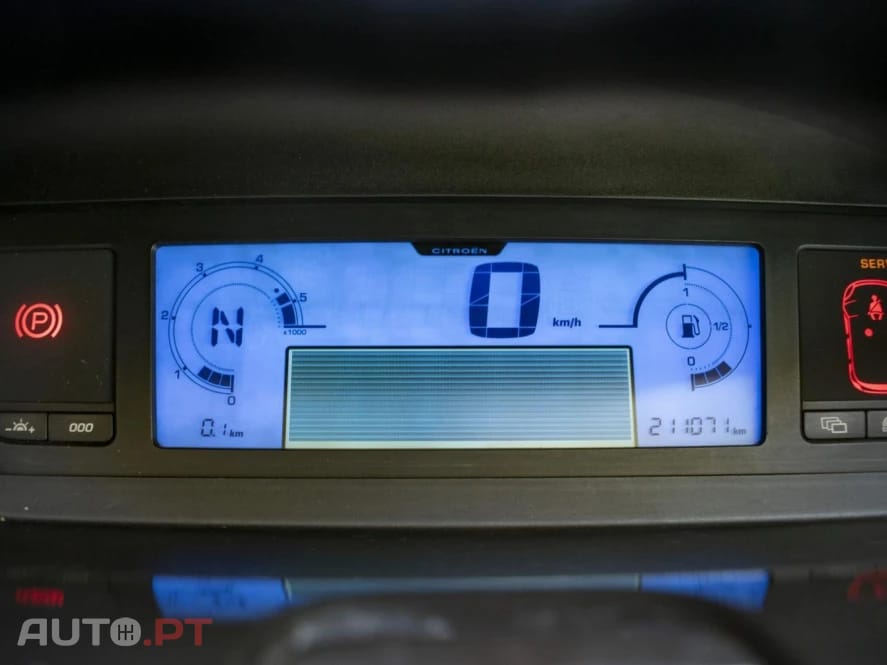Citroen C4 Picasso Outro