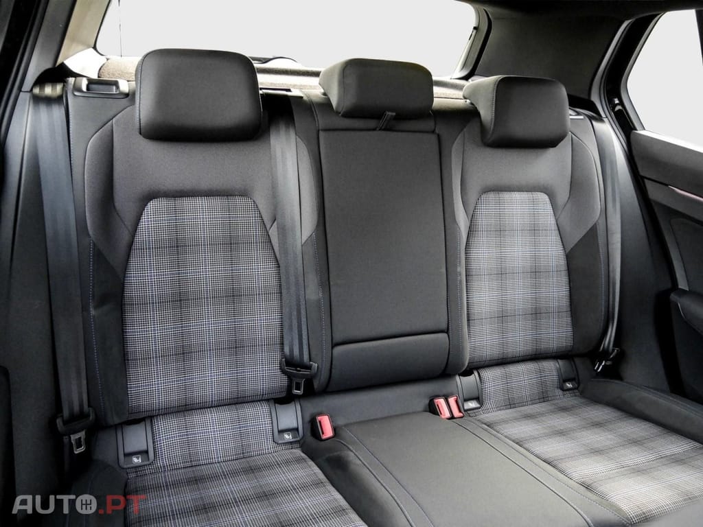 Volkswagen Golf 1.4 TSI GTE DSG