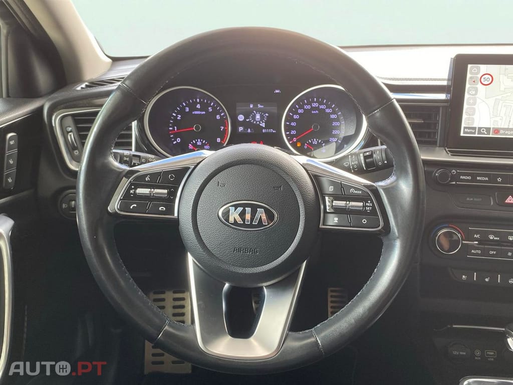 Kia Ceed 1.4 T-GDI TX+SRF 7DCT
