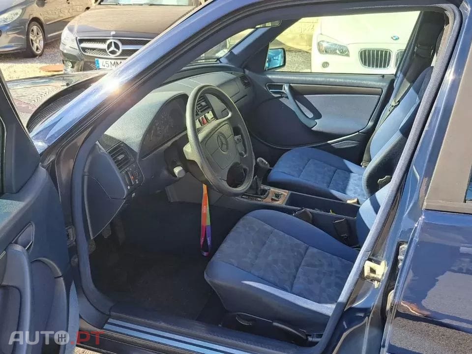 Mercedes-Benz C 180 Classic