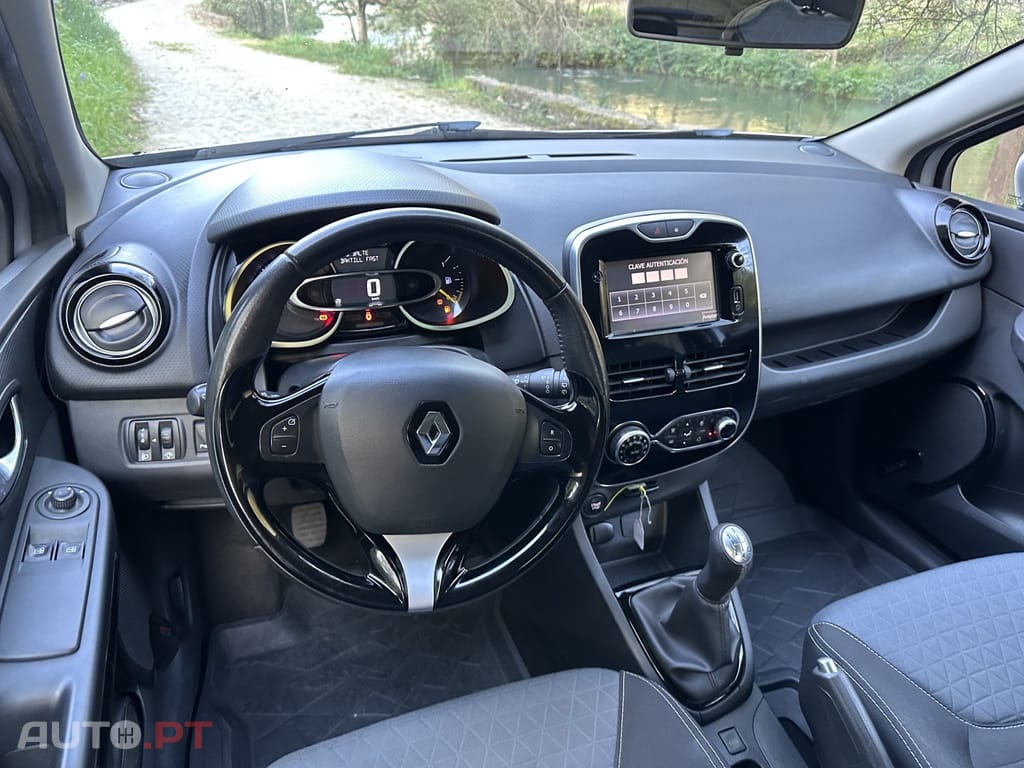 Renault Clio (Energy) TCe 75 Start & Stop LIMITED