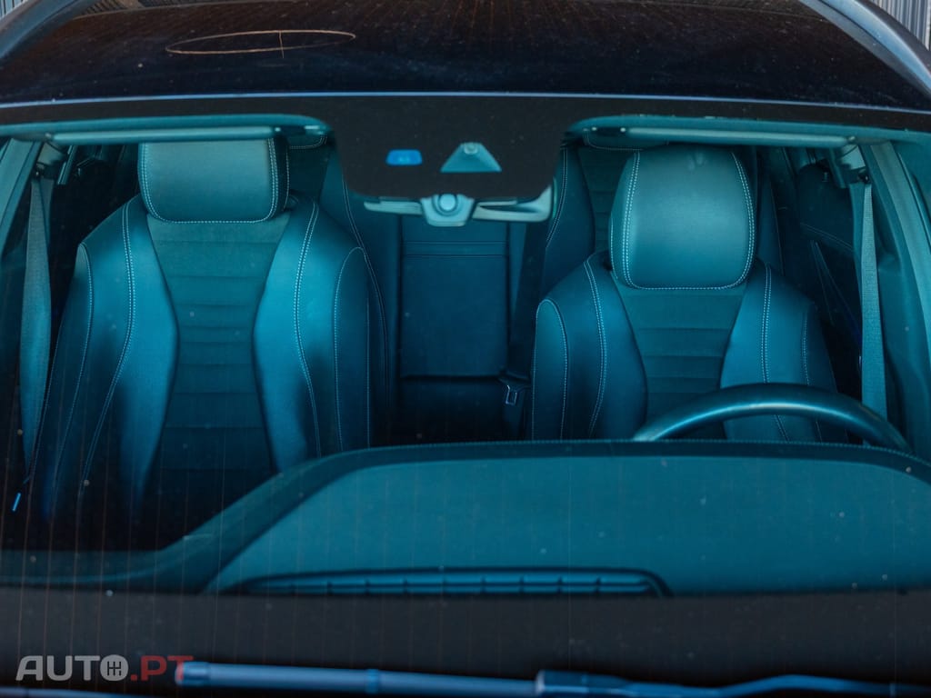 Mercedes-Benz E 220 d AMG Line