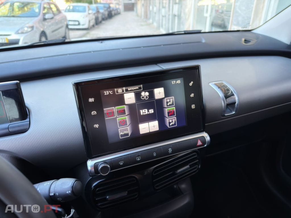 Citroen C4 Cactus 1.2 PureTech Shine