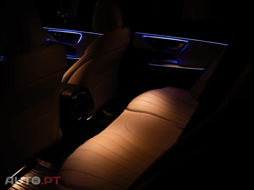 Mercedes-Benz E 300 9G-TRONIC AMG Line