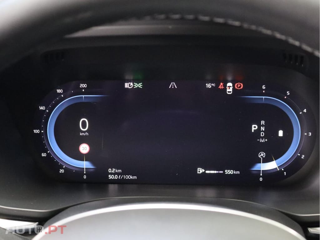 Volvo XC60 2.0 B4  Momentum Plus 