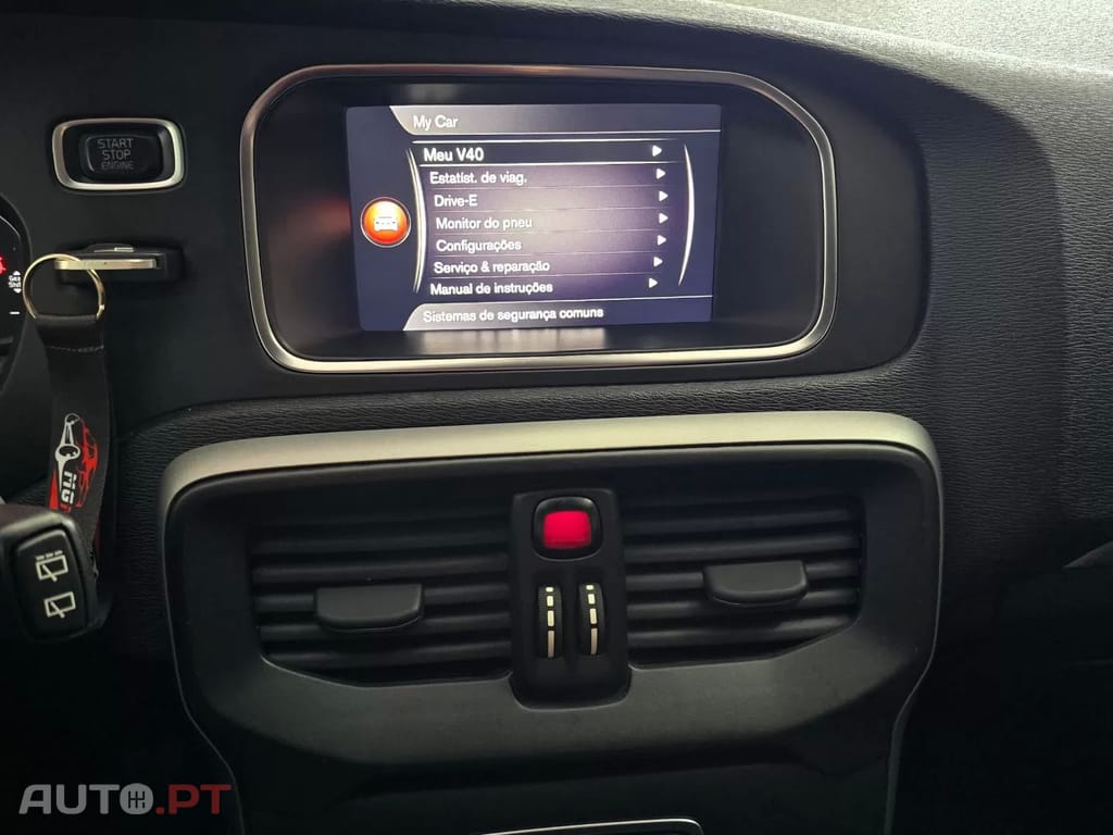 Volvo V40 2.0 D3 Momentum