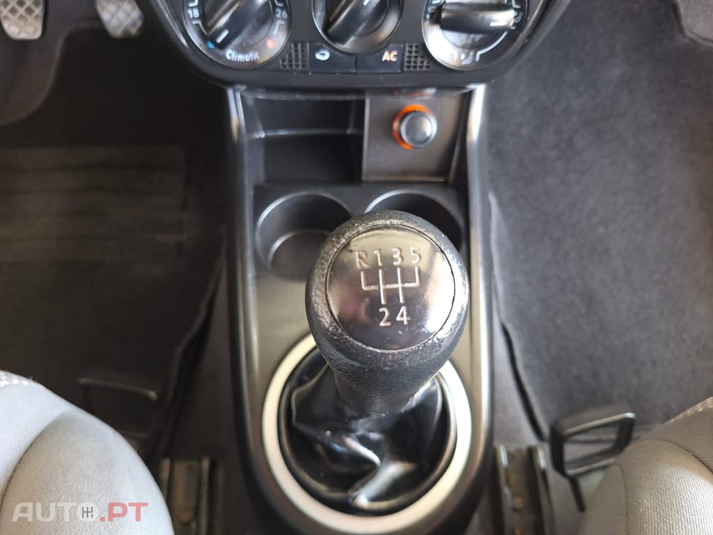 Volkswagen Fox 1.2 T.Liso Pack Elements