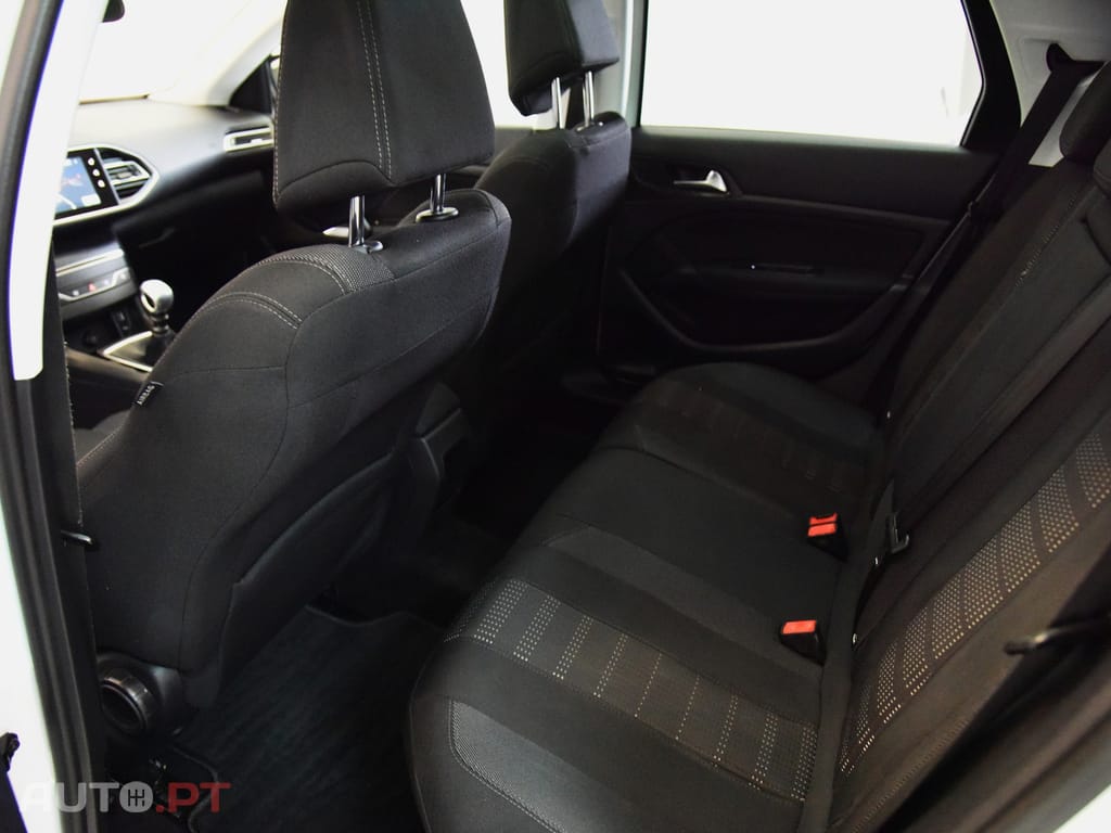 Peugeot 308 SW 1.6 BlueHDi Allure