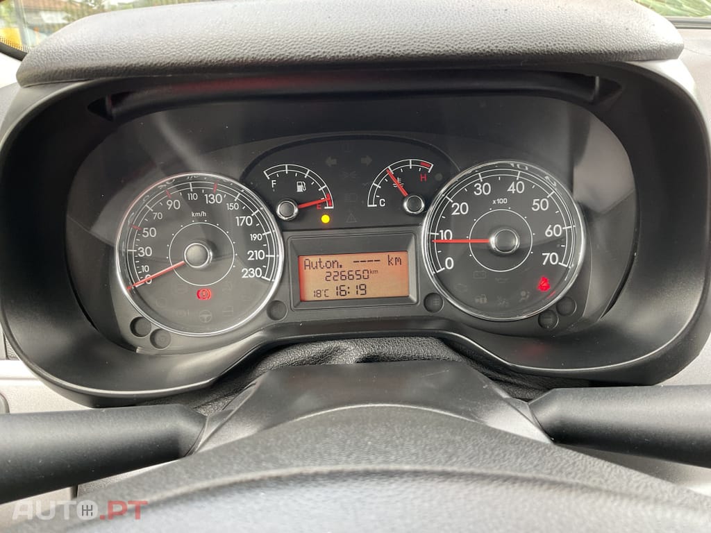 Fiat Punto 1.3 M-Jet Easy S&S