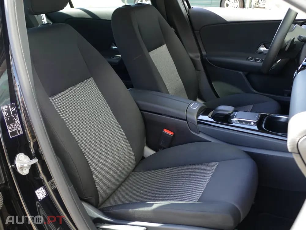 Mercedes-Benz A 250 e