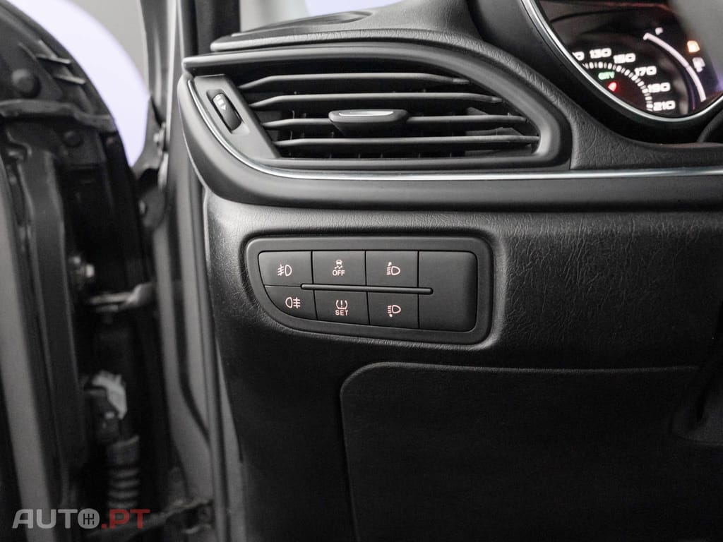 Fiat Tipo 1.3 M-Jet Lounge
