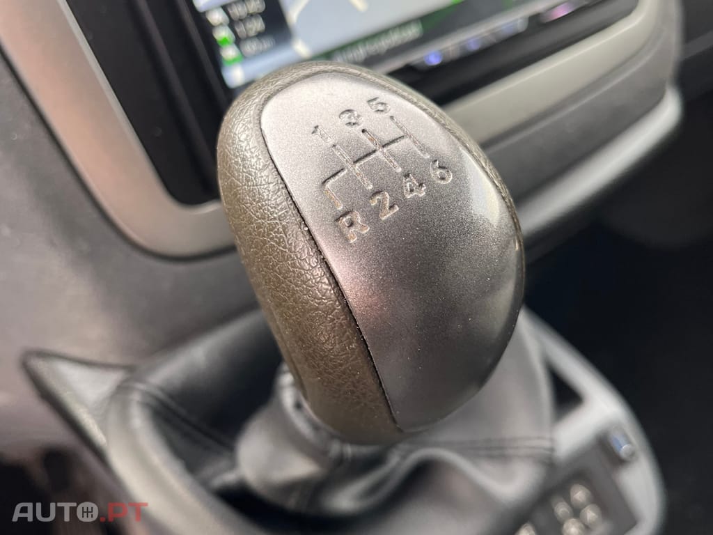 Mercedes-Benz Viano Outro