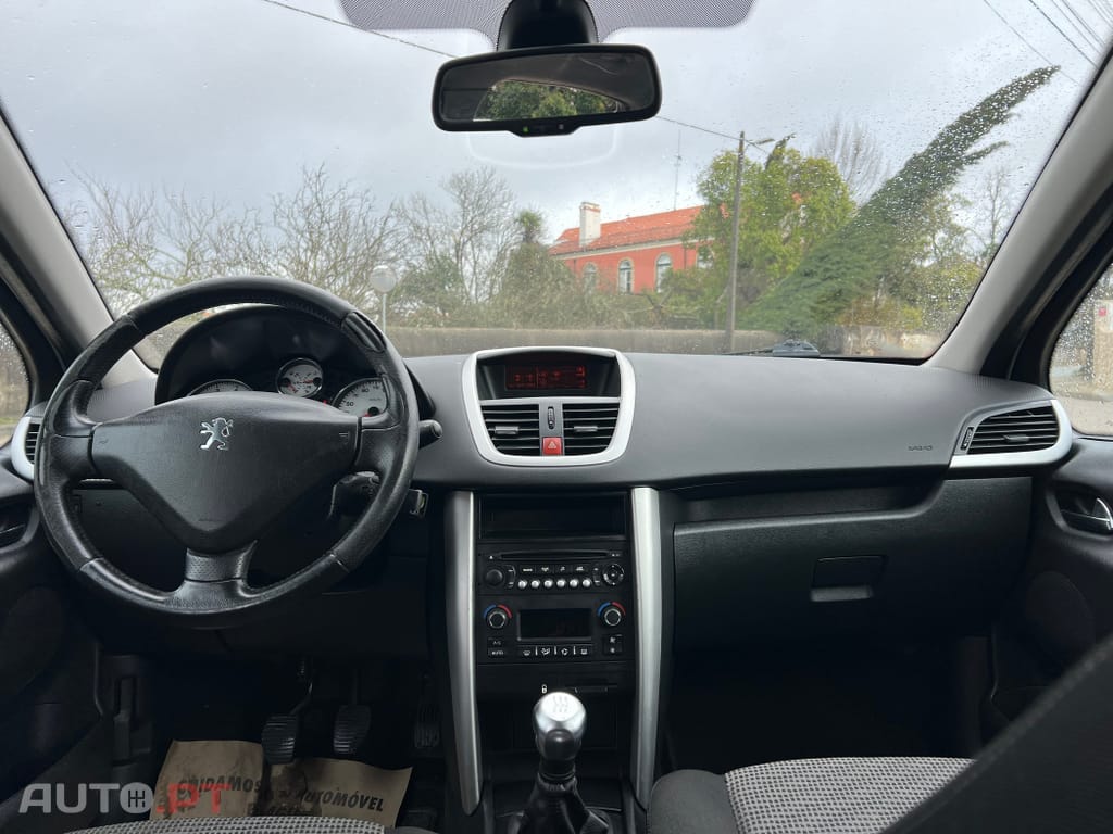 Peugeot 207 1.4 16V Sport