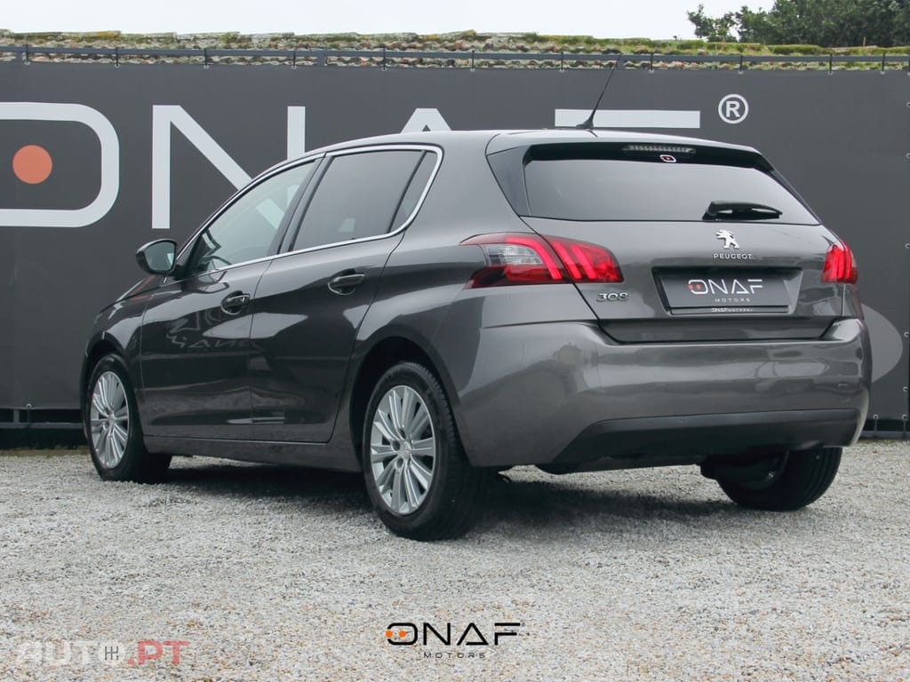 Peugeot 308 1.2 e-THP Allure 130cv