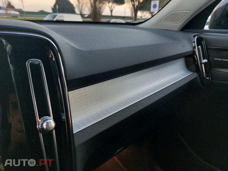 Volvo XC40 2.0 D3 Momentum