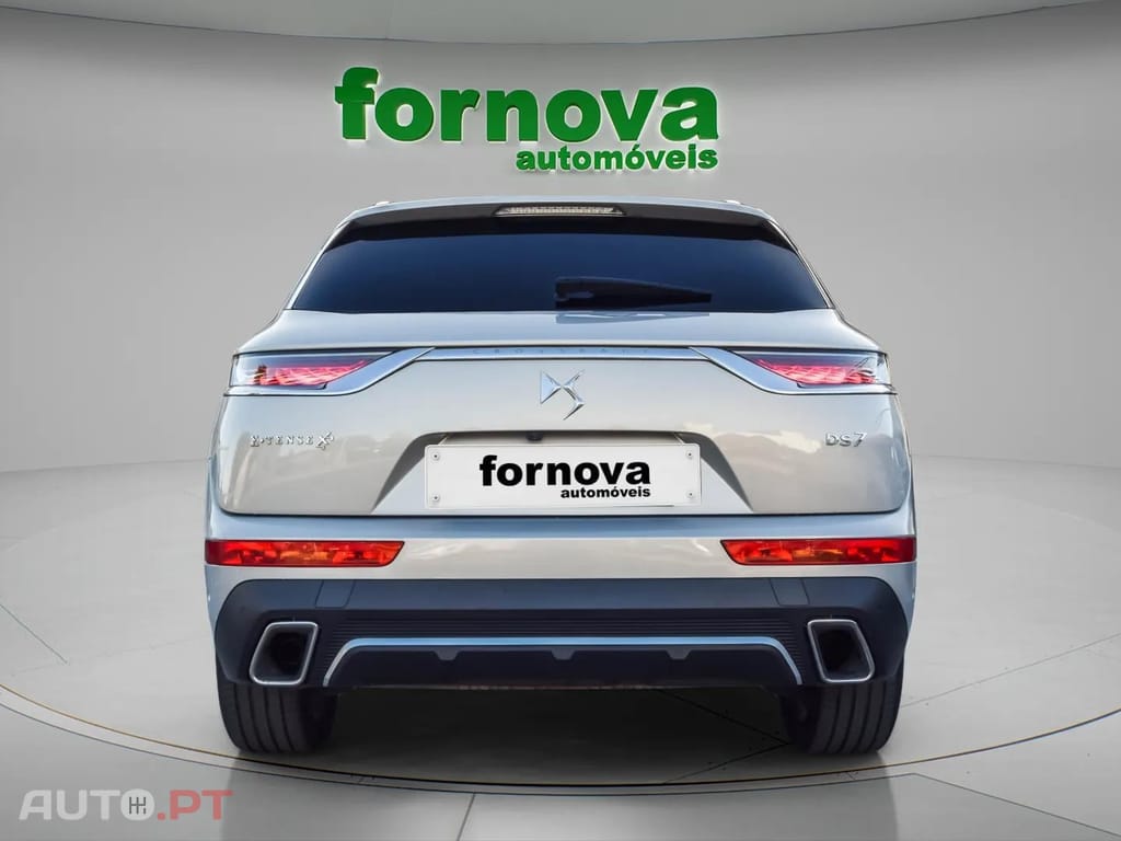 DS DS7 Crossback E-Tense 4x4 Rivoli 300cv