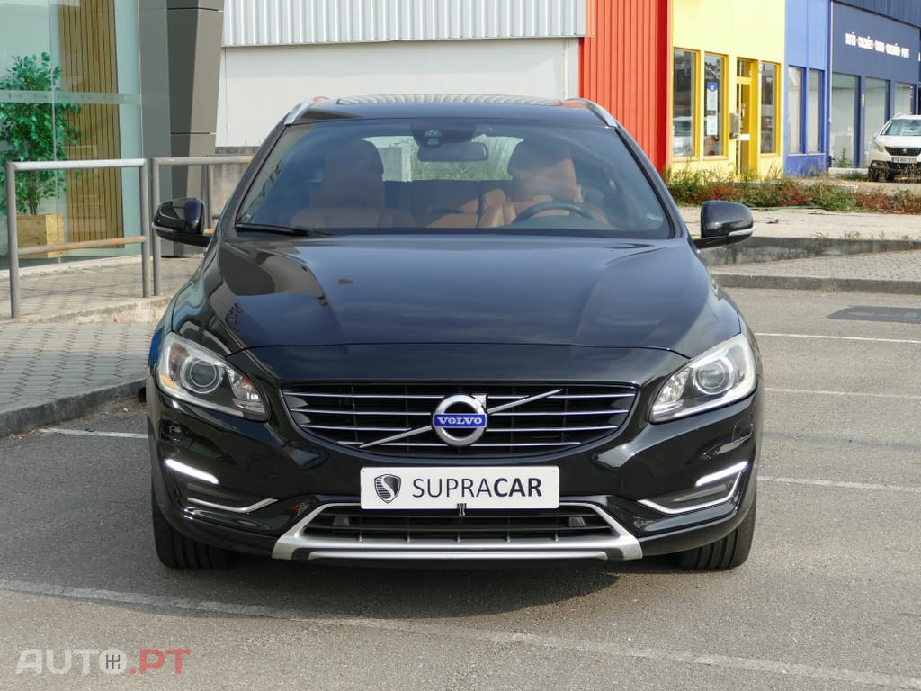 Volvo V60 2.4 D6 Summum AWD Phev