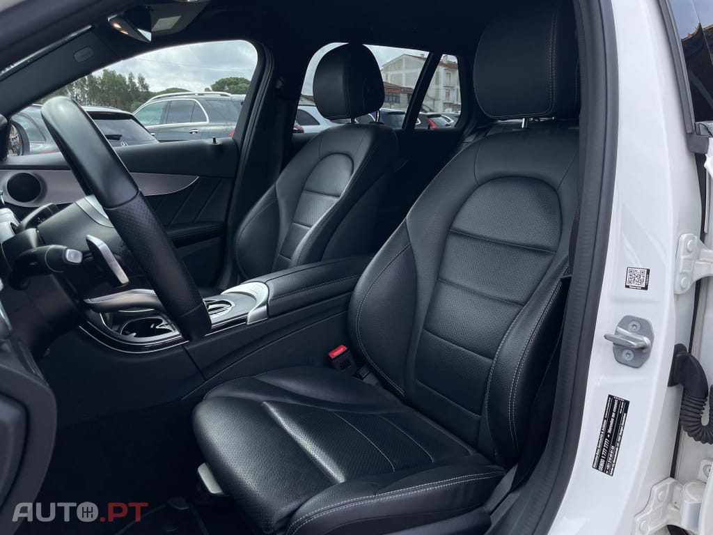 Mercedes-Benz C 220 d AMG Line