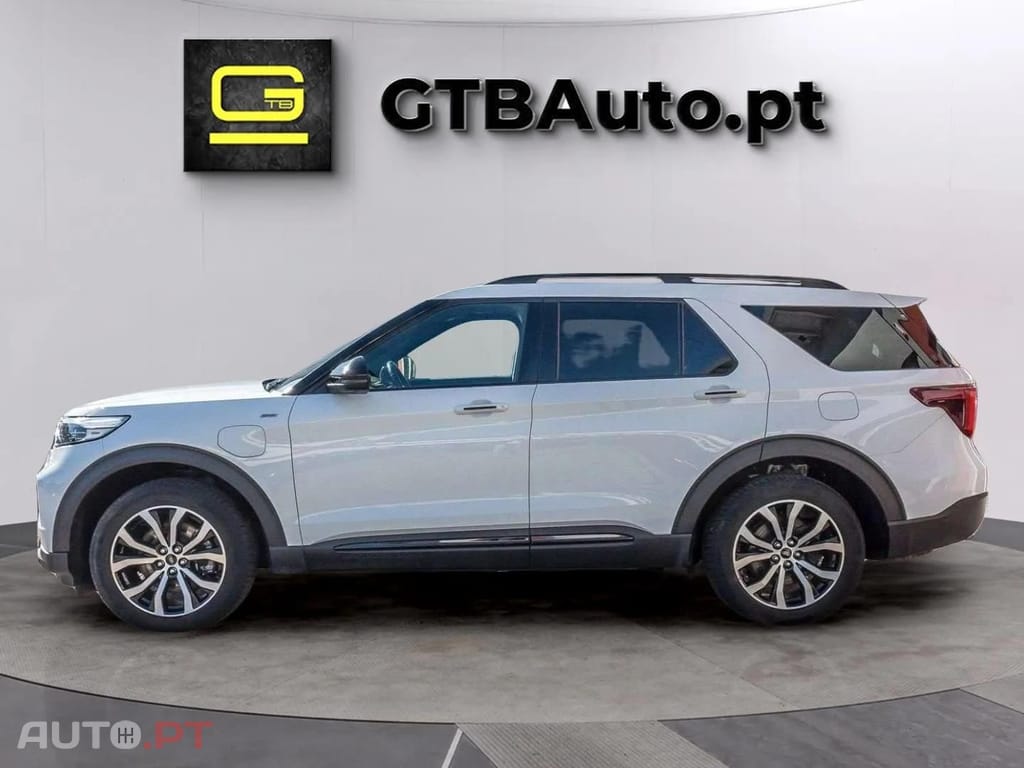 Ford Explorer Plug-in Hybrid ST-LINE