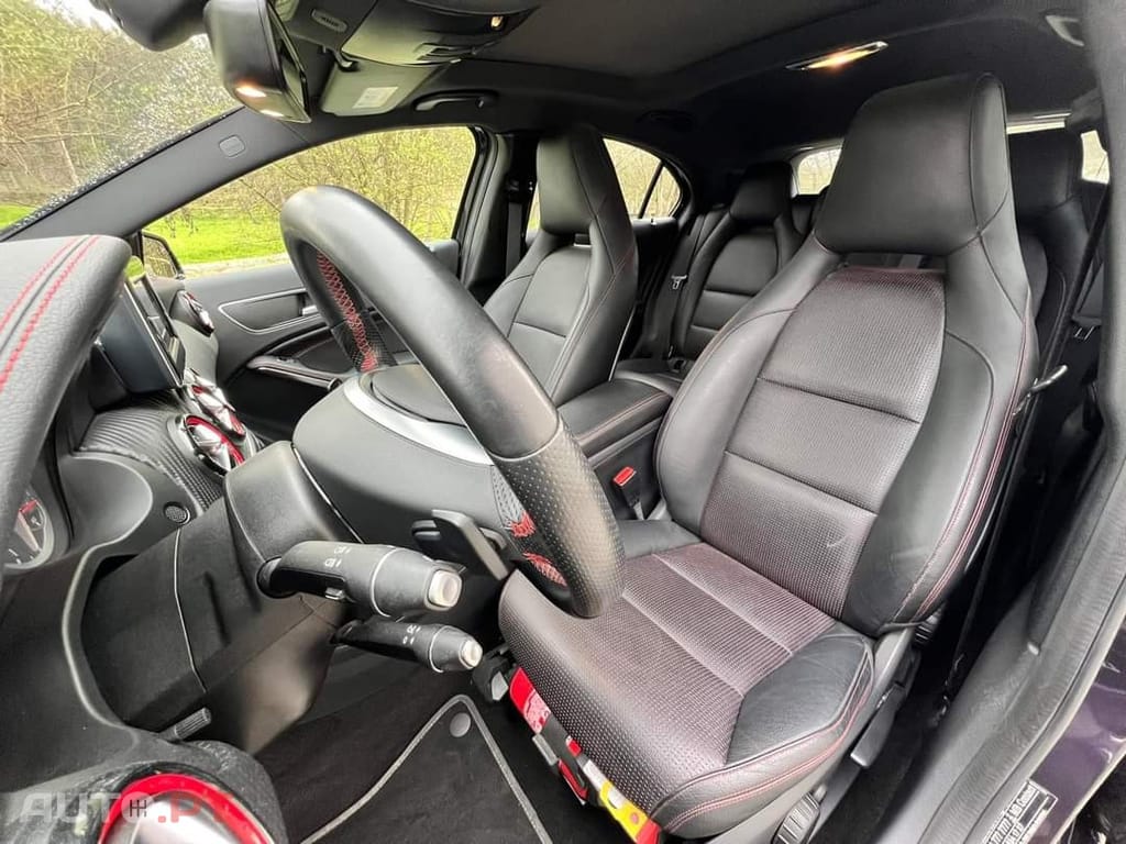 Mercedes-Benz A 45 AMG 4-Matic