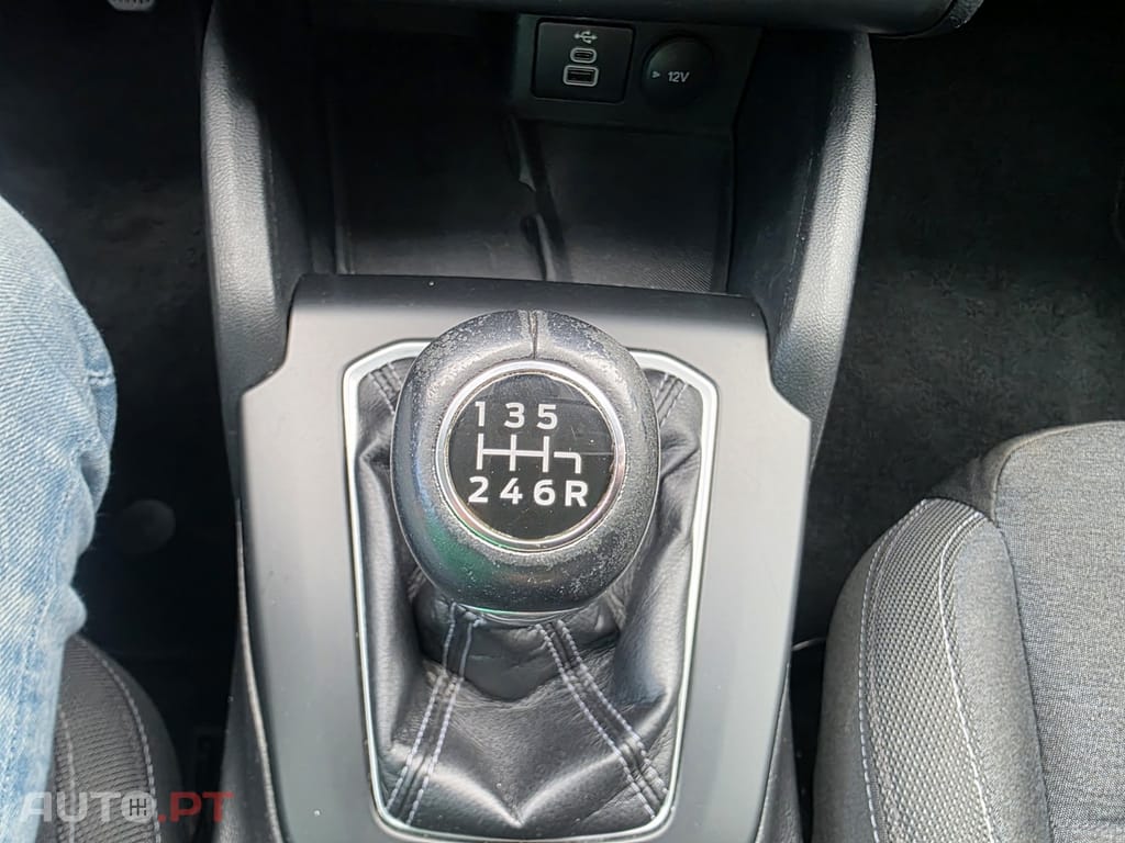 Ford Focus 1.0 EcoBoost MHEV Active X