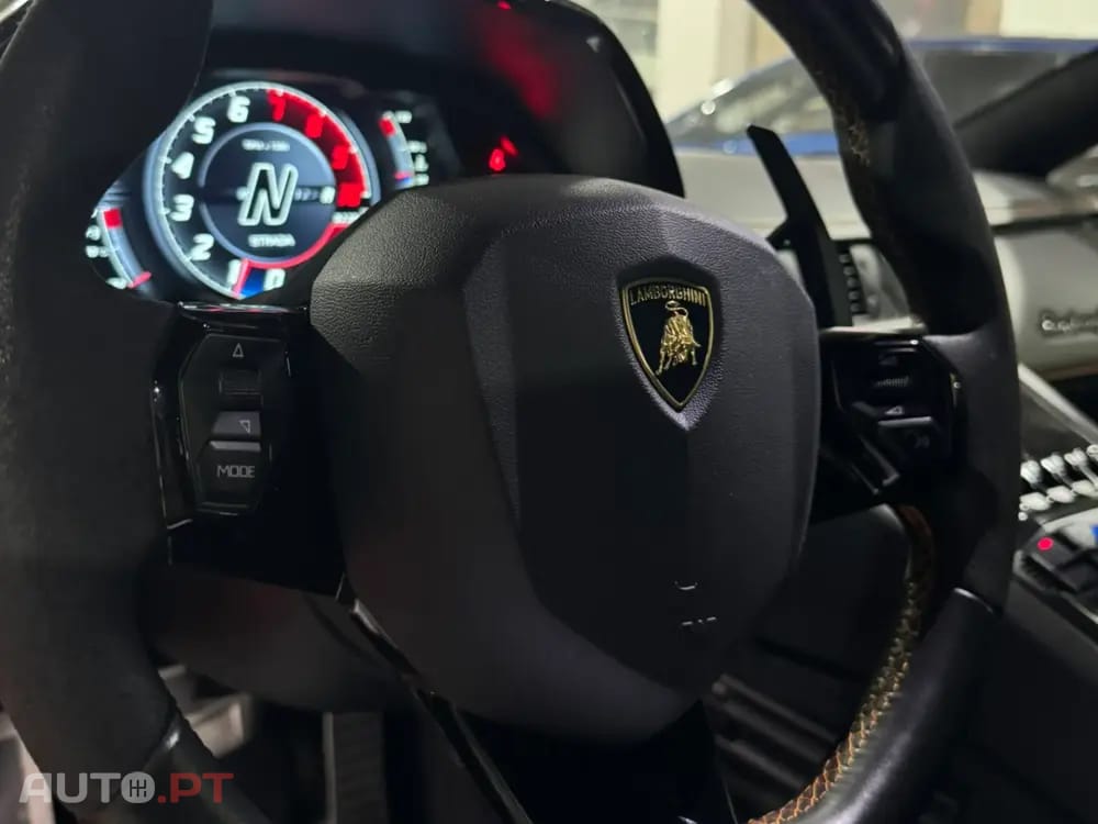 Lamborghini Aventador S