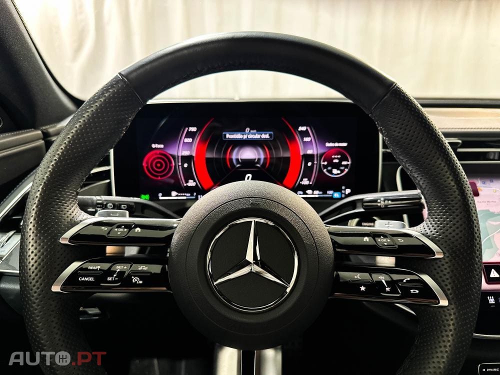 Mercedes-Benz E 300 de 4Matic 9G-TRONIC AMG Line