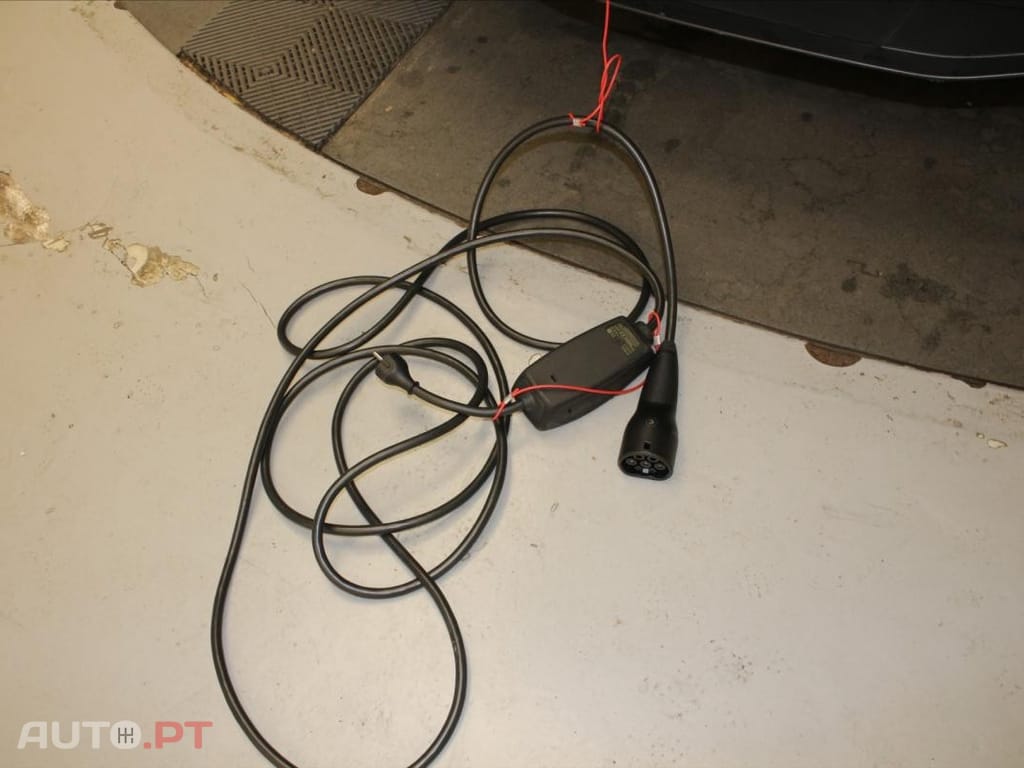 Tesla Model Y Standard RWD